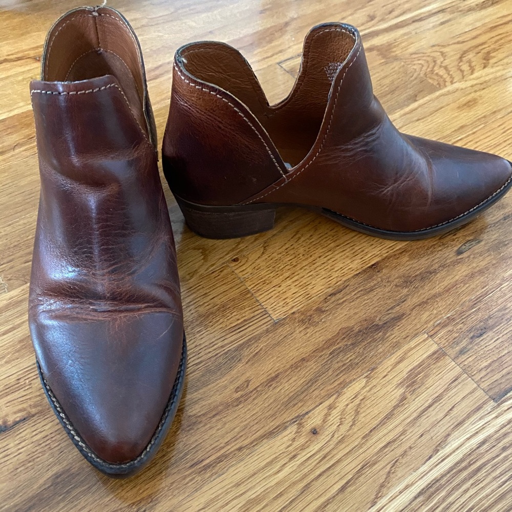 Steve Madden brown leather Austin booties 6.5